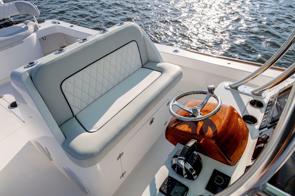 37ft Tribute Yacht For Sale