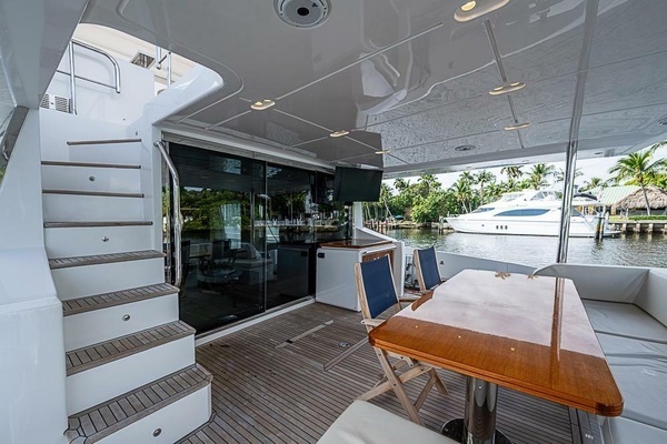 2017 Azimut 80
