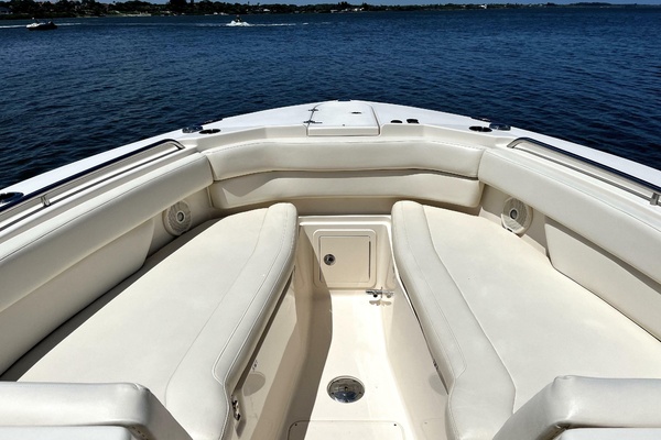 Liquid Carr MA 30ft Grady White Yacht For Sale
