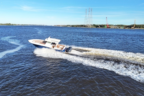Scout 350 LXF Yacht For Sale