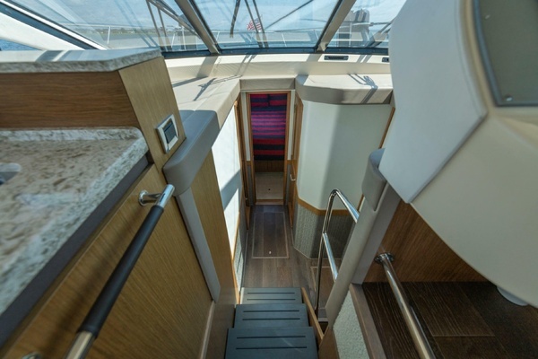 Sea Ray 510 Fly Yacht For Sale