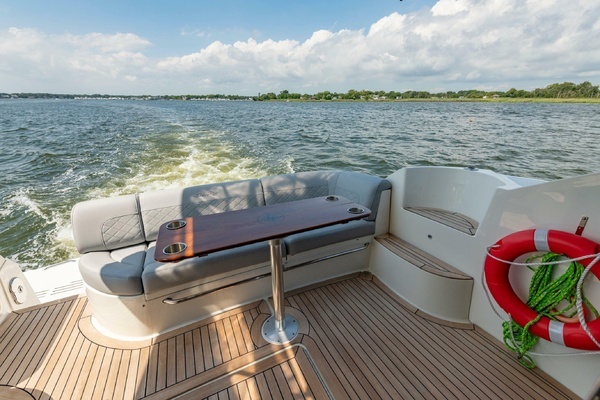 Sea Ray 510 Fly Yacht For Sale
