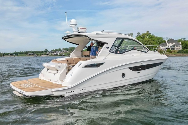35ft Sea Ray Yacht For Sale