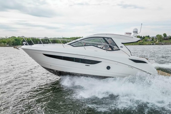 35ft Sea Ray Yacht For Sale