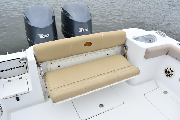 31ft Sportsman Yacht For Sale