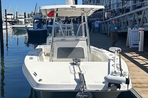 Photo of the 2017 Twin Vee 260 CC GF "MAHI MADNESS"