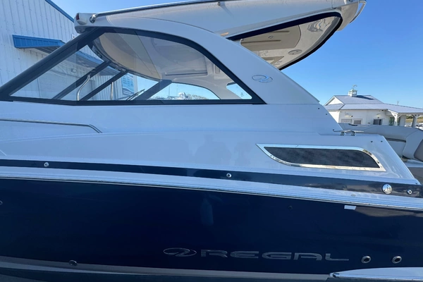2016 Regal 35