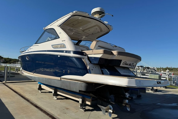 2016 Regal 35