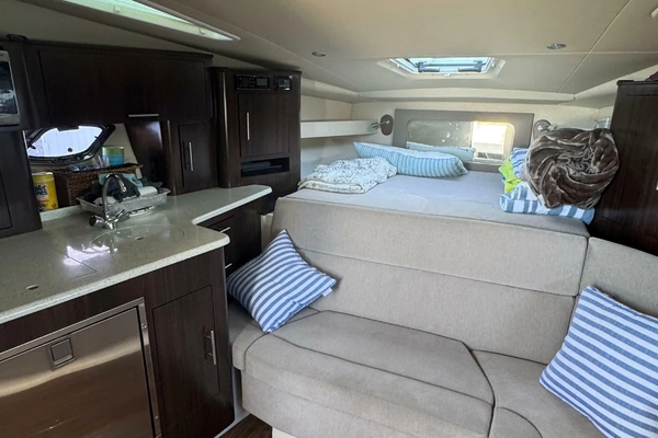2016 Regal 35