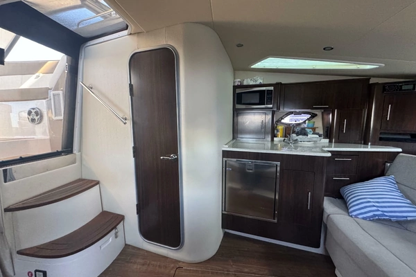 2016 Regal 35