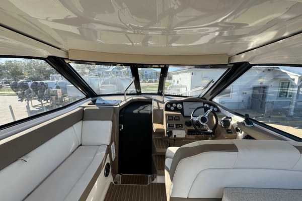 2016 Regal 35