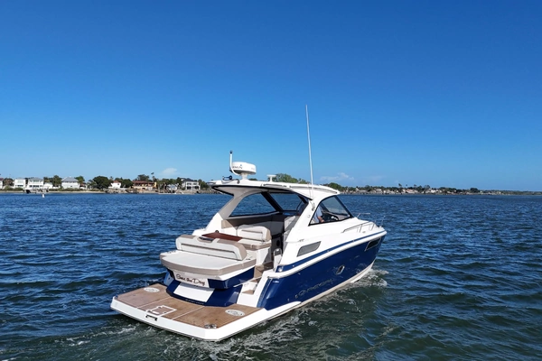 2016 Regal 35