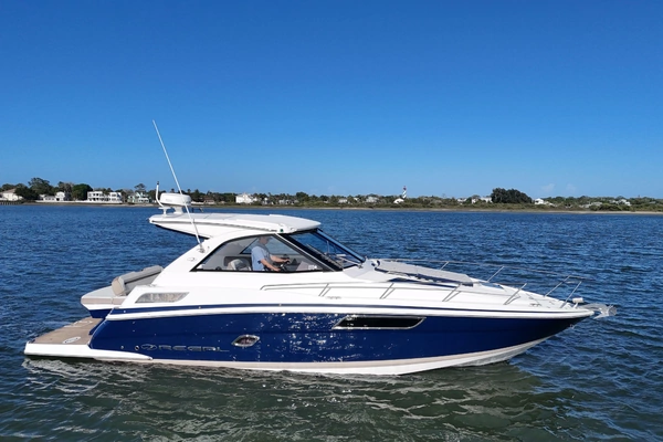 2016 Regal 35