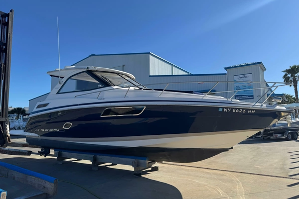 2016 Regal 35