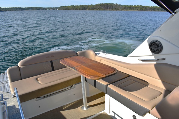 31ft Sea Ray Yacht For Sale