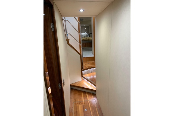 Sunseeker Manhattan 65 Yacht For Sale