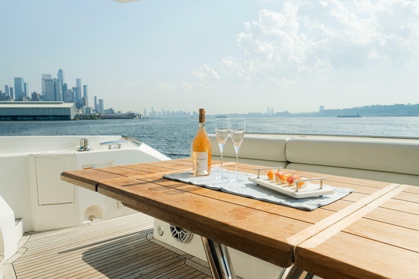 2016 Sunseeker 65