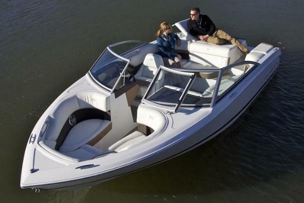 19ft Cobalt Yacht For Sale