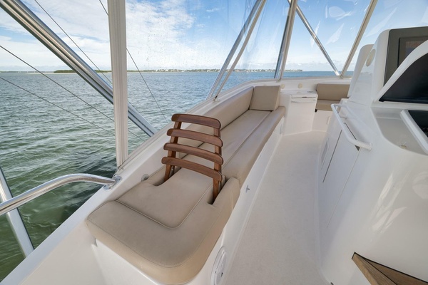 Slim Shady 70ft Hatteras Yacht For Sale