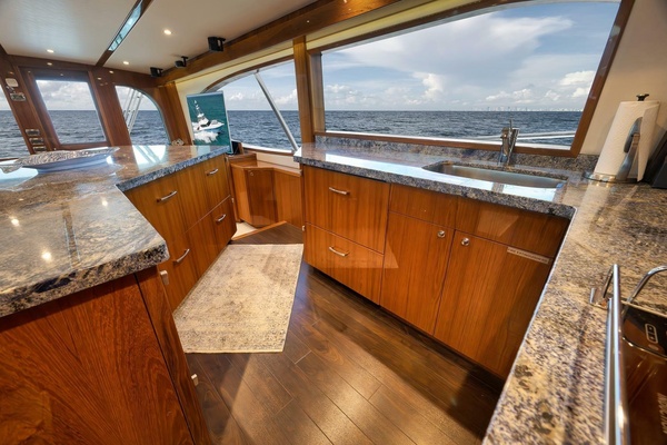 Slim Shady 70ft Hatteras Yacht For Sale