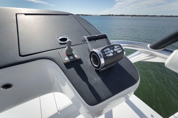 Slim Shady 70ft Hatteras Yacht For Sale