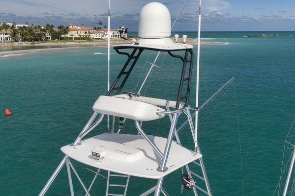 Slim Shady 70ft Hatteras Yacht For Sale