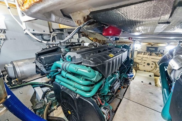 Cranchi 56 HT Yacht For Sale