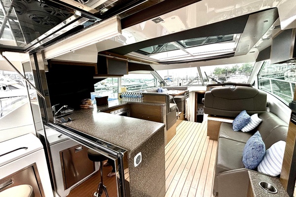45ft Cruisers Yachts Yacht For Sale