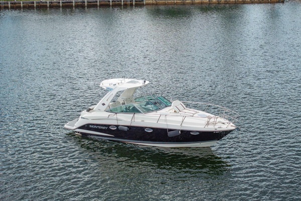 Party of 5 34ft Monterey Yacht For Sale