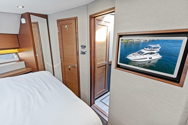 Sea Ray 510 Fly Yacht For Sale