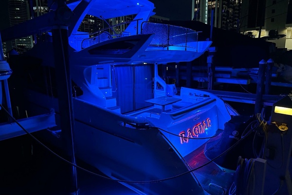 53ft Azimut Yacht For Sale
