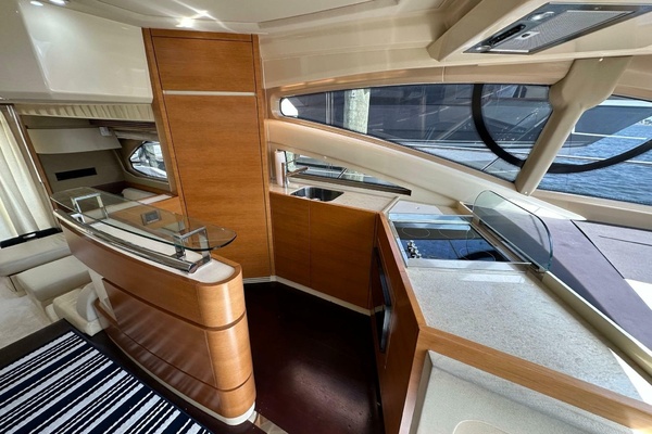 53ft Azimut Yacht For Sale