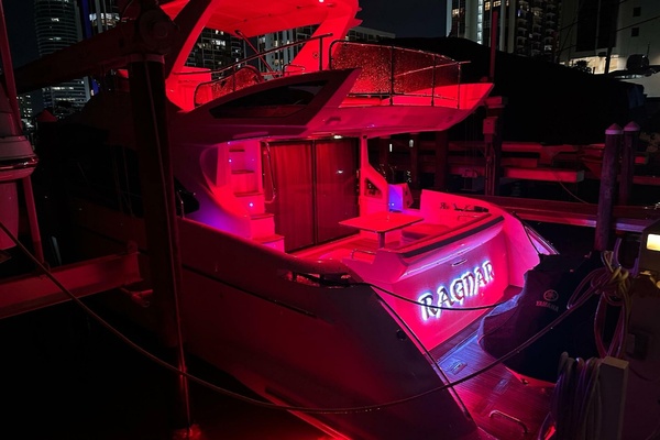 53ft Azimut Yacht For Sale