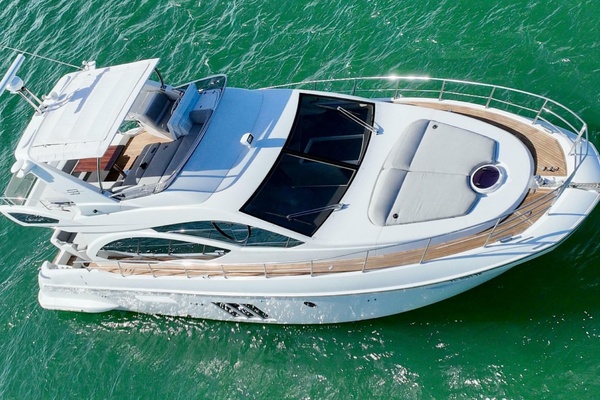 53ft Azimut Yacht For Sale