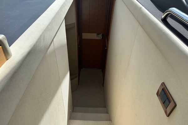 53ft Azimut Yacht For Sale