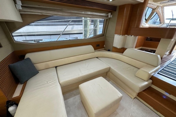 2013 Azimut 53