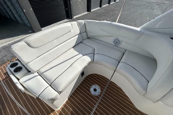 Love  amp  Luck 32ft Rinker Yacht For Sale