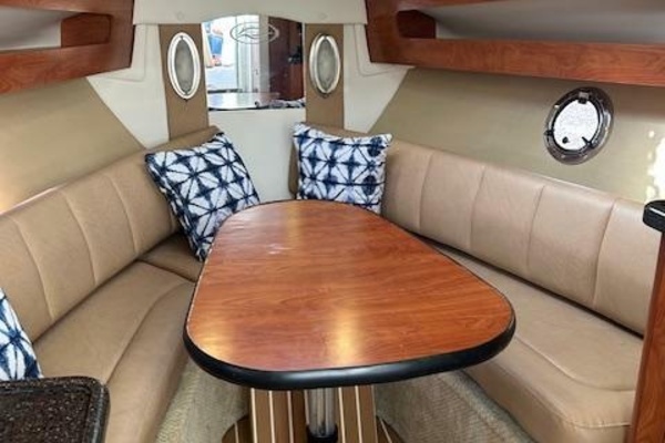 Love  amp  Luck 32ft Rinker Yacht For Sale