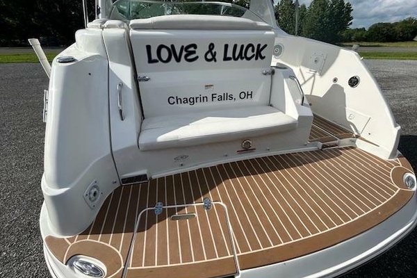 Love  amp  Luck 32ft Rinker Yacht For Sale