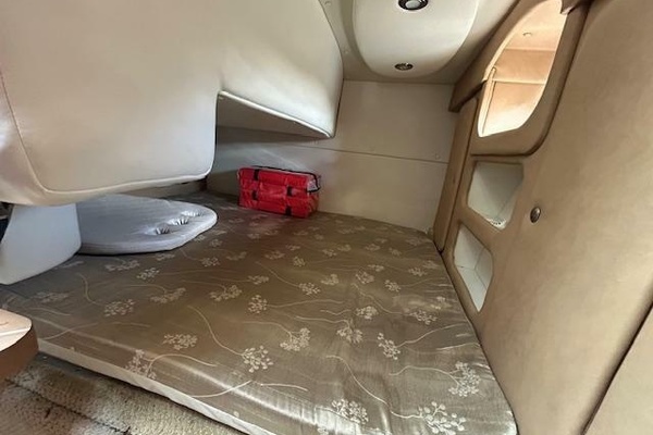 Love  amp  Luck 32ft Rinker Yacht For Sale