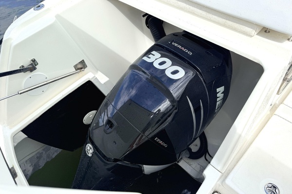 2013 Sea Ray 37