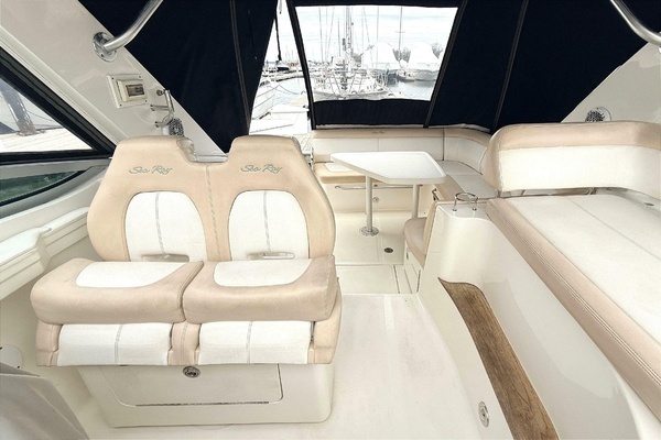 2013 Sea Ray 35