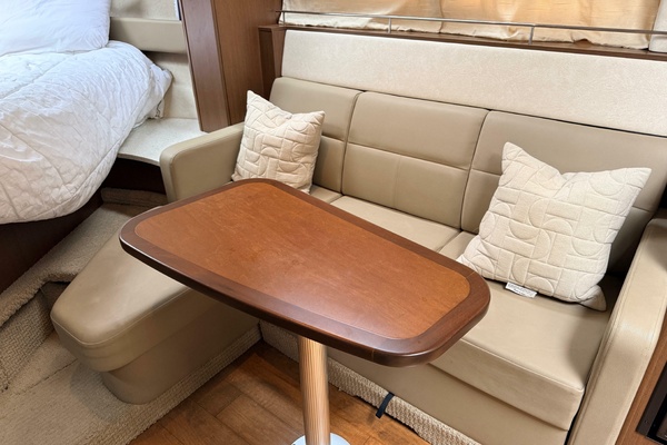 35ft Sea Ray Yacht For Sale