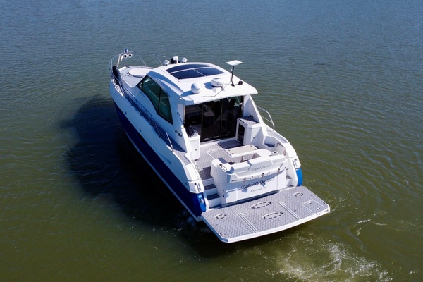 Radical Physics 48ft Cruisers Yachts Yacht For Sale