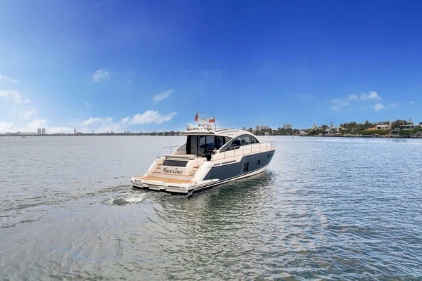2012 Fairline 58