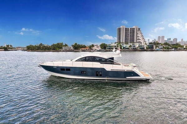 2012 Fairline 58