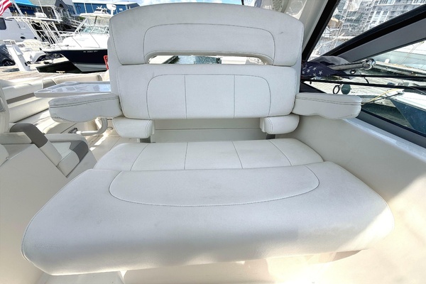 32ft Monterey Yacht For Sale