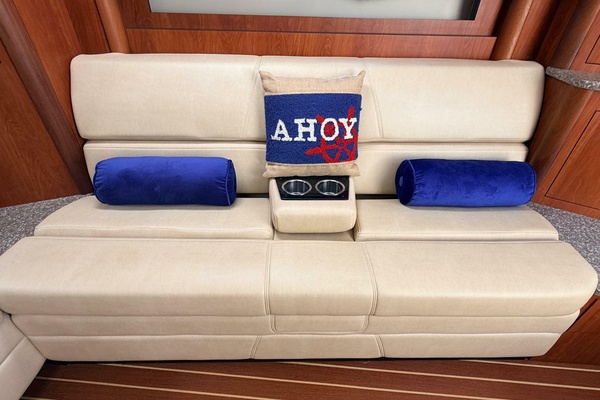 32ft Monterey Yacht For Sale