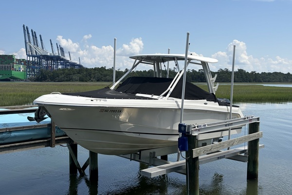 24ft Boston Whaler Yacht For Sale