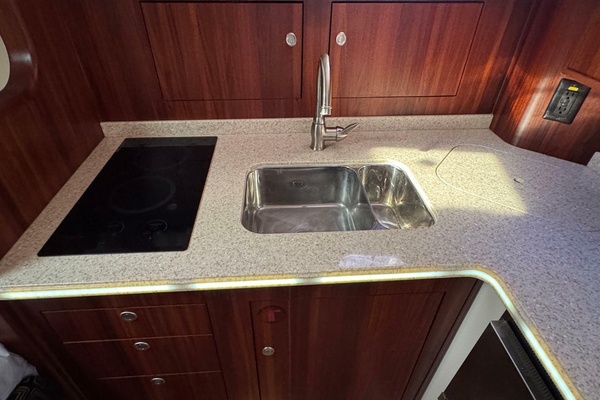 Pescador 37ft Pursuit Yacht For Sale